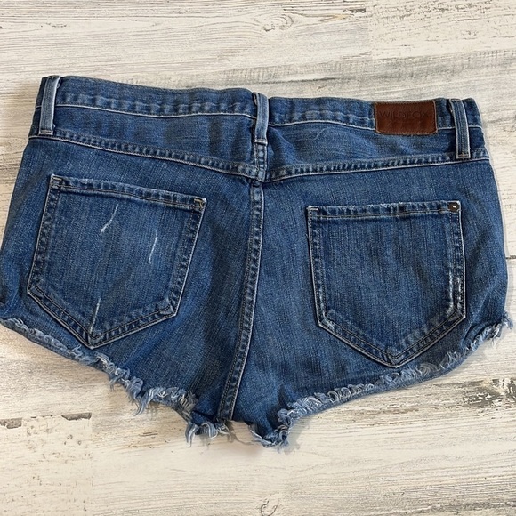 Wildfox distressed shorts size 27 - Picture 4 of 11